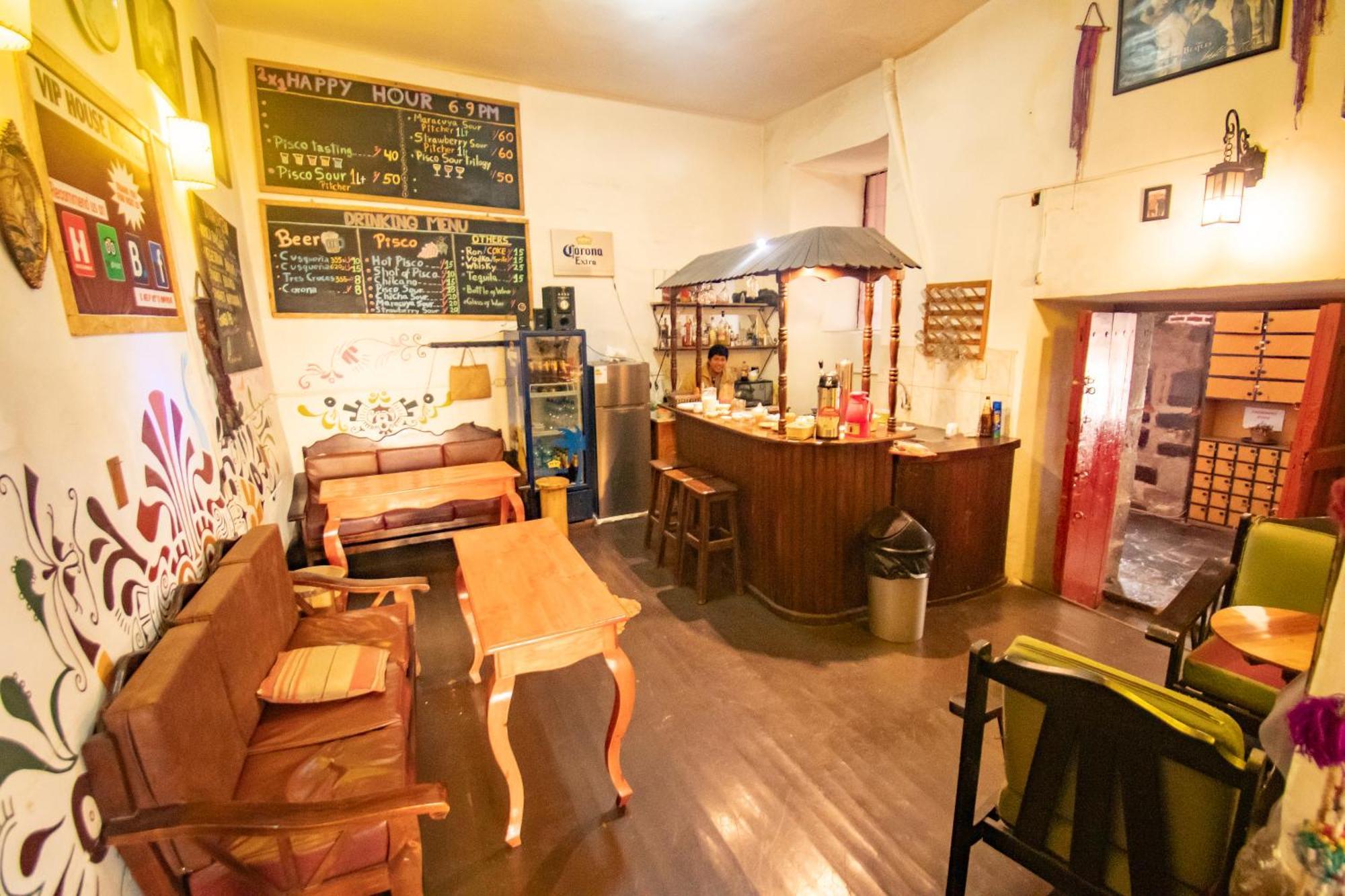 Hostal Vip House