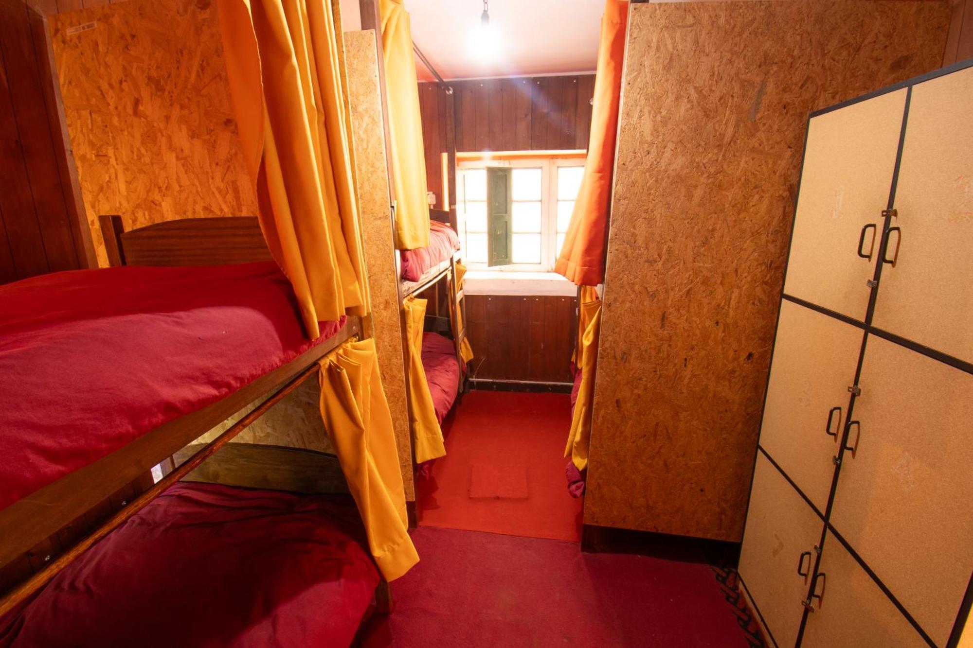 Vip House Hostal